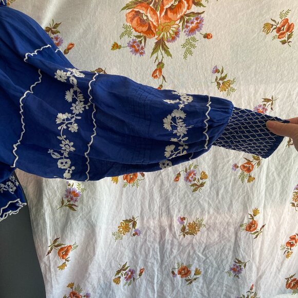 Farm Rio Blue Floral Embroidered Women's Top Size S Boho Peasant Colorful AS IS - Picture 5 of 13